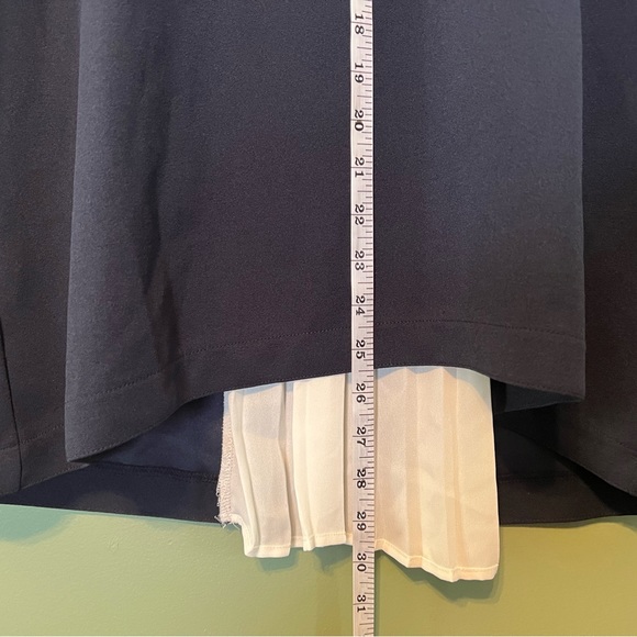 Ann Taylor blouse size Large - Picture 7 of 7